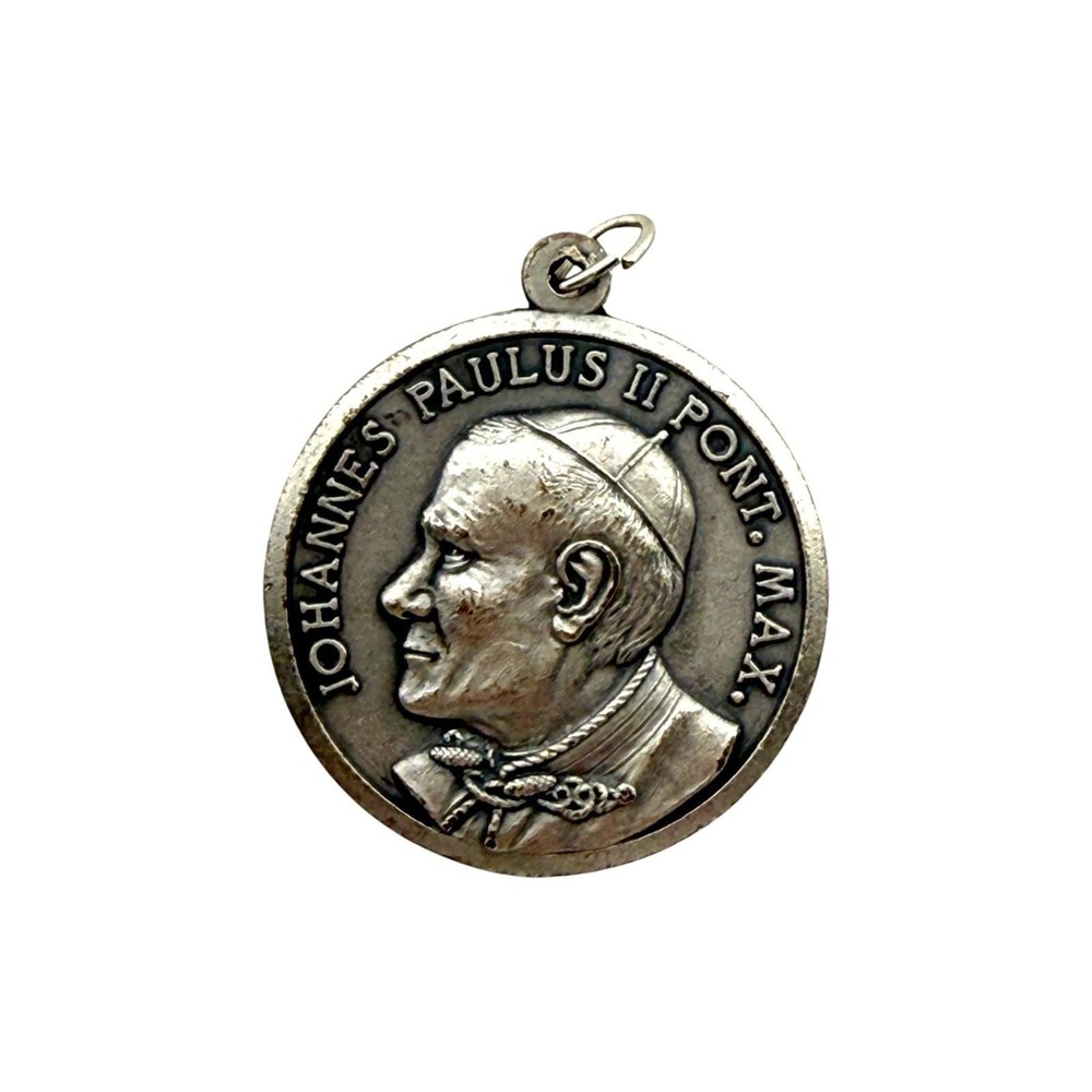 Pope John Paul II Our Lady of Czestochowa Vintage Silver Tone Religious Medal